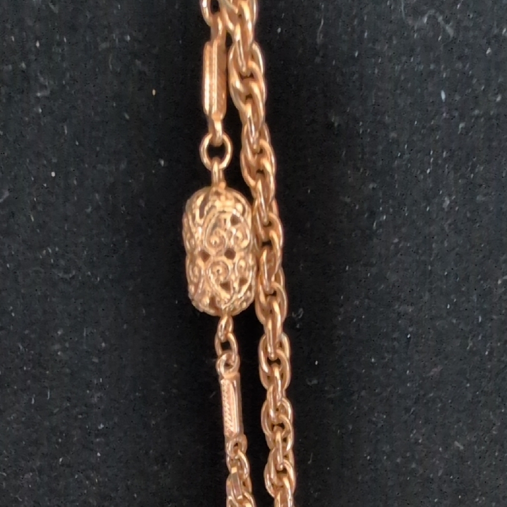 SARAH COVENTRY Elegant Gold Chain Necklace - Picture 5 of 14